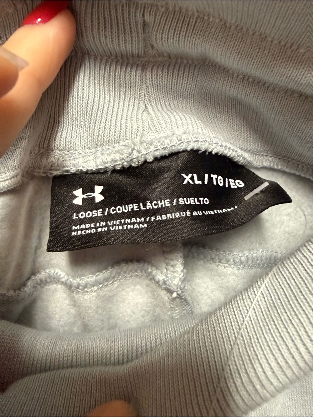 Outfit- Under Armour- Light Gray - Picture 7 of 9